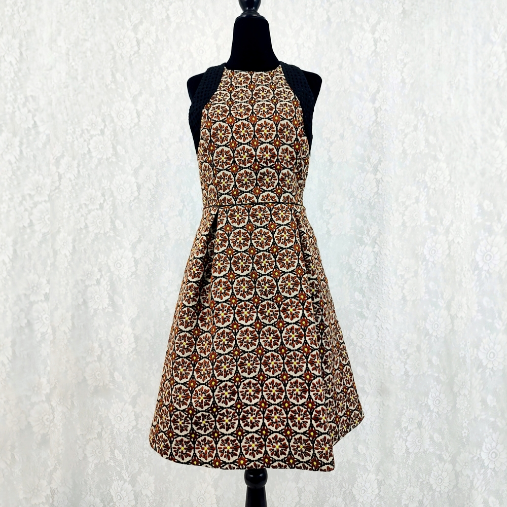 H&M Elegant Sleeveless Dress With Pockets